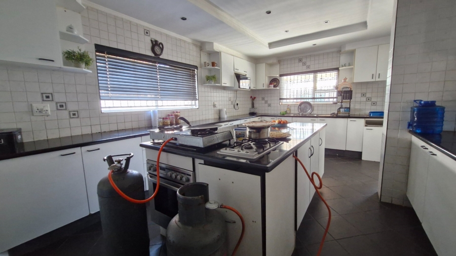 3 Bedroom Property for Sale in Crosby Gauteng