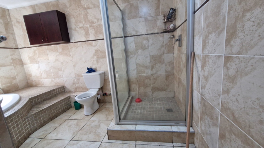 3 Bedroom Property for Sale in Crosby Gauteng