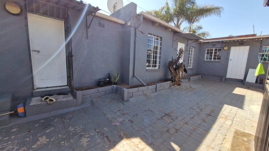 3 Bedroom Property for Sale in Crosby Gauteng