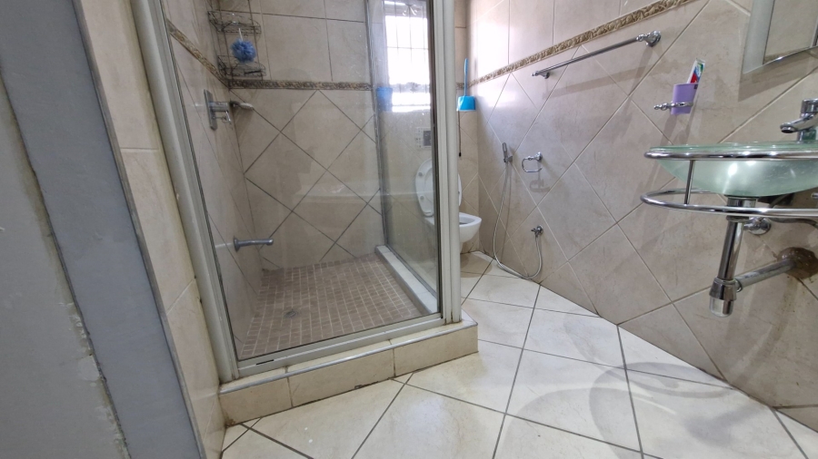 3 Bedroom Property for Sale in Crosby Gauteng