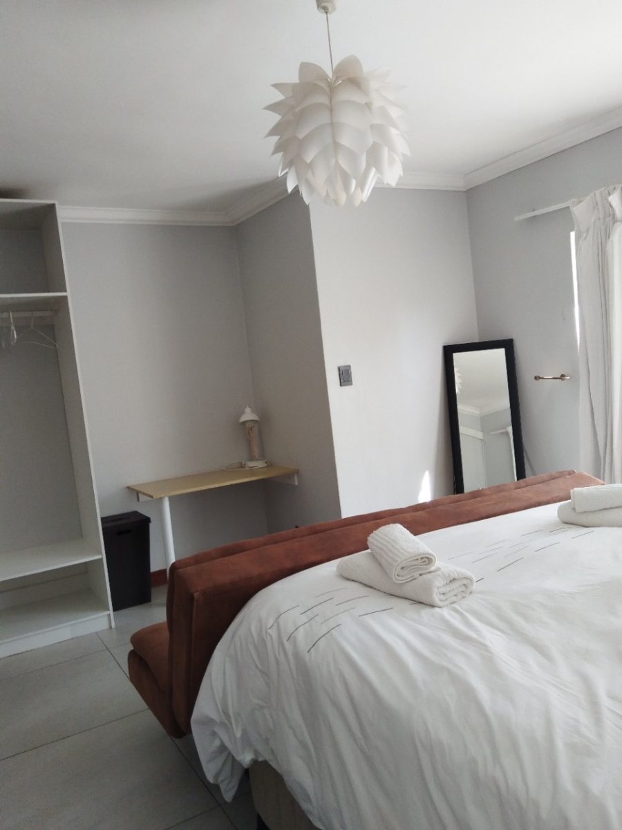 To Let 1 Bedroom Property for Rent in Fourways Gauteng