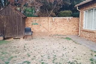 To Let 3 Bedroom Property for Rent in Vorna Valley Gauteng