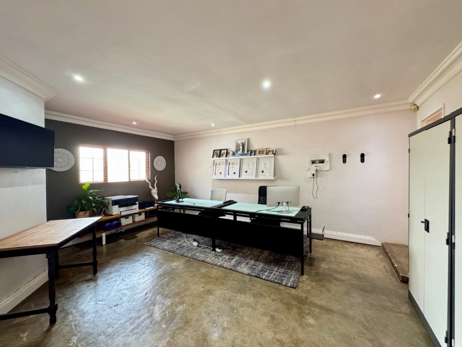 3 Bedroom Property for Sale in Lyttelton Manor Gauteng