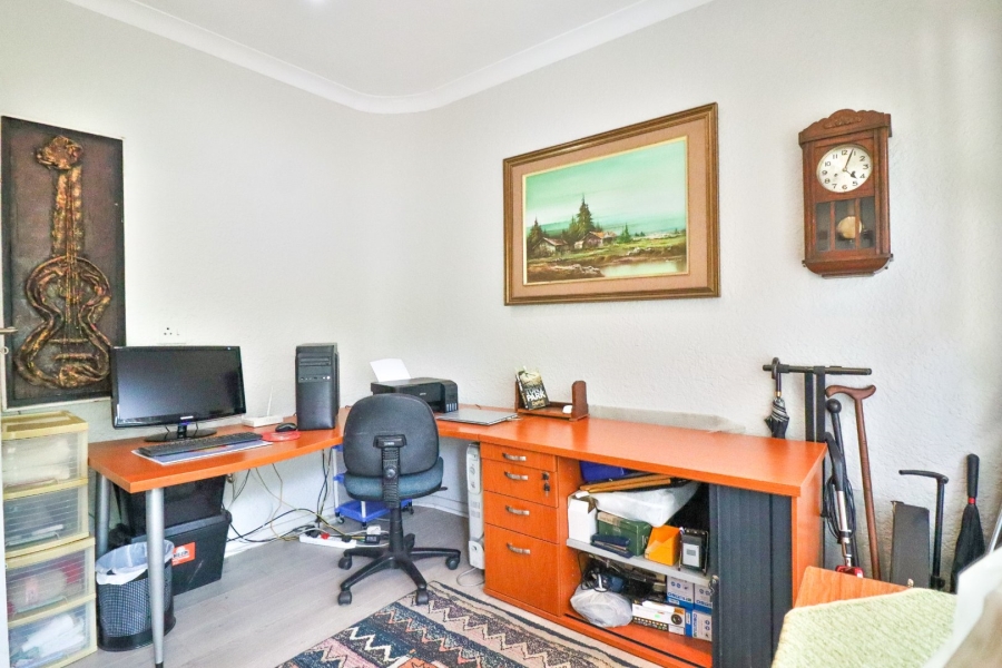 4 Bedroom Property for Sale in Muckleneuk Gauteng