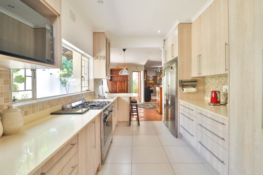 4 Bedroom Property for Sale in Muckleneuk Gauteng