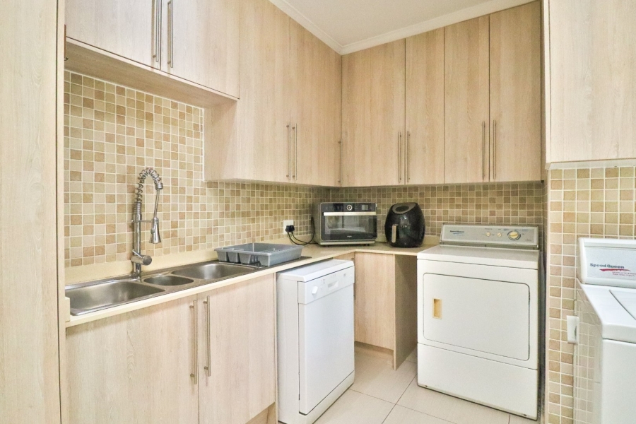 4 Bedroom Property for Sale in Muckleneuk Gauteng