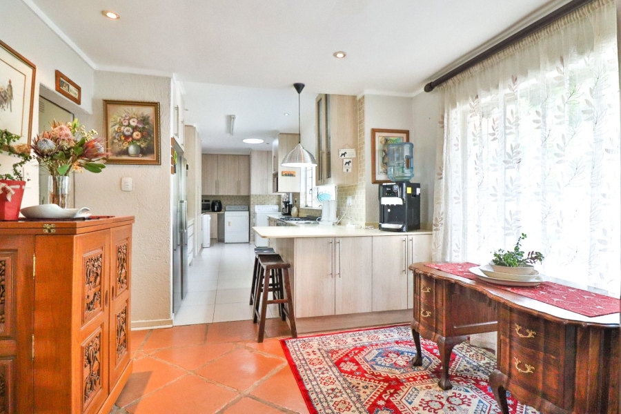 4 Bedroom Property for Sale in Muckleneuk Gauteng