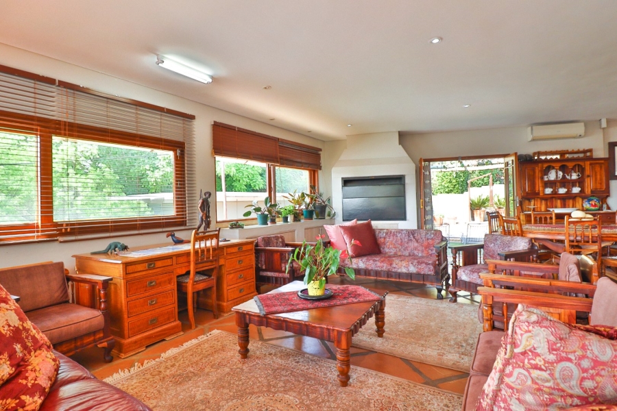 4 Bedroom Property for Sale in Muckleneuk Gauteng