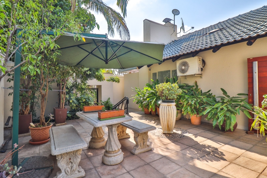 4 Bedroom Property for Sale in Muckleneuk Gauteng