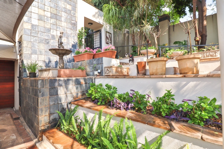 4 Bedroom Property for Sale in Muckleneuk Gauteng