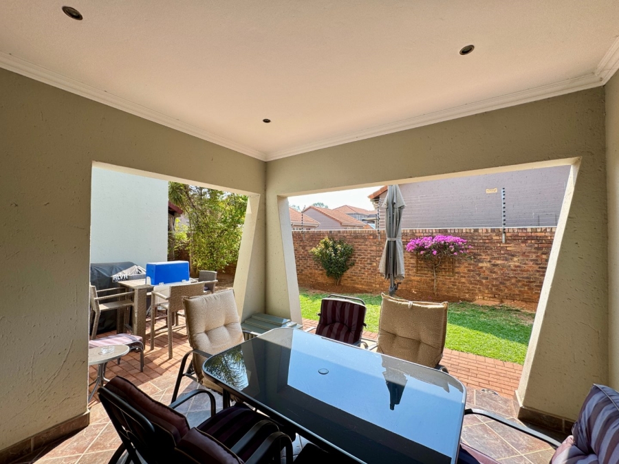 3 Bedroom Property for Sale in Pierre Van Ryneveld Gauteng