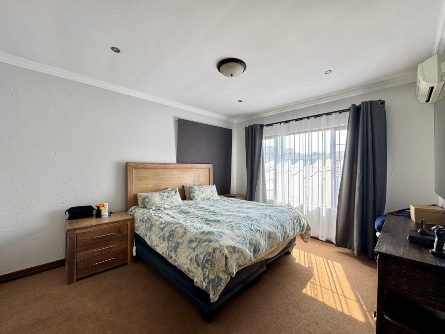 3 Bedroom Property for Sale in Pierre Van Ryneveld Gauteng