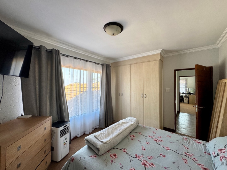 3 Bedroom Property for Sale in Pierre Van Ryneveld Gauteng