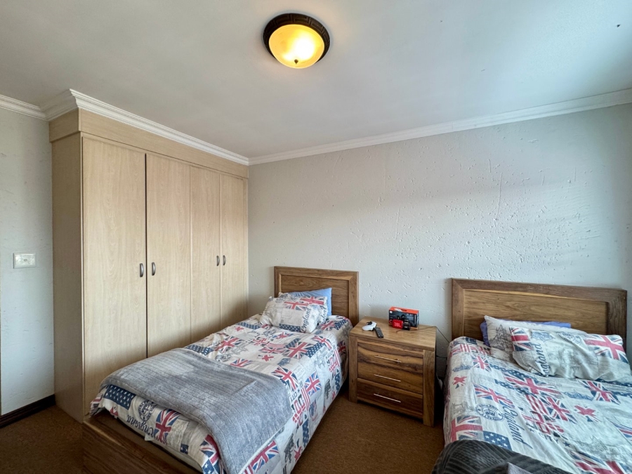 3 Bedroom Property for Sale in Pierre Van Ryneveld Gauteng