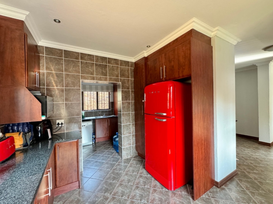 3 Bedroom Property for Sale in Pierre Van Ryneveld Gauteng