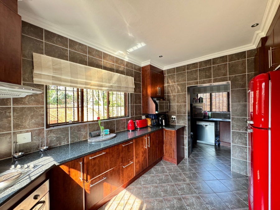 3 Bedroom Property for Sale in Pierre Van Ryneveld Gauteng