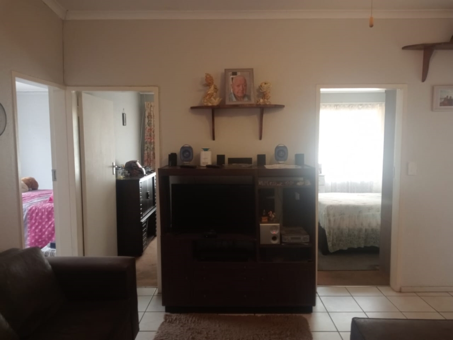 3 Bedroom Property for Sale in Elspark Gauteng