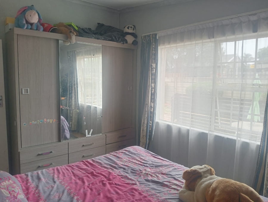 3 Bedroom Property for Sale in Elspark Gauteng