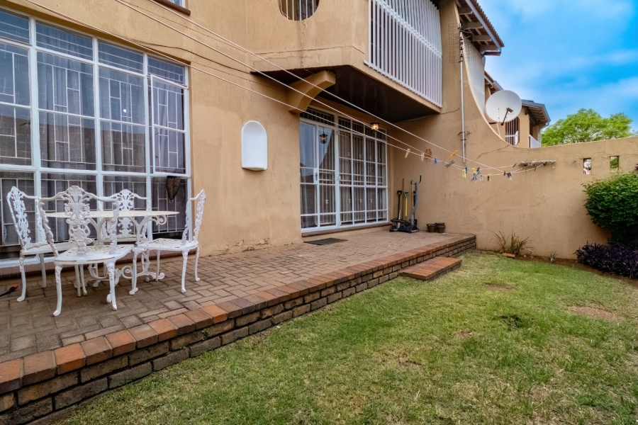 3 Bedroom Property for Sale in Ridgeway Gauteng