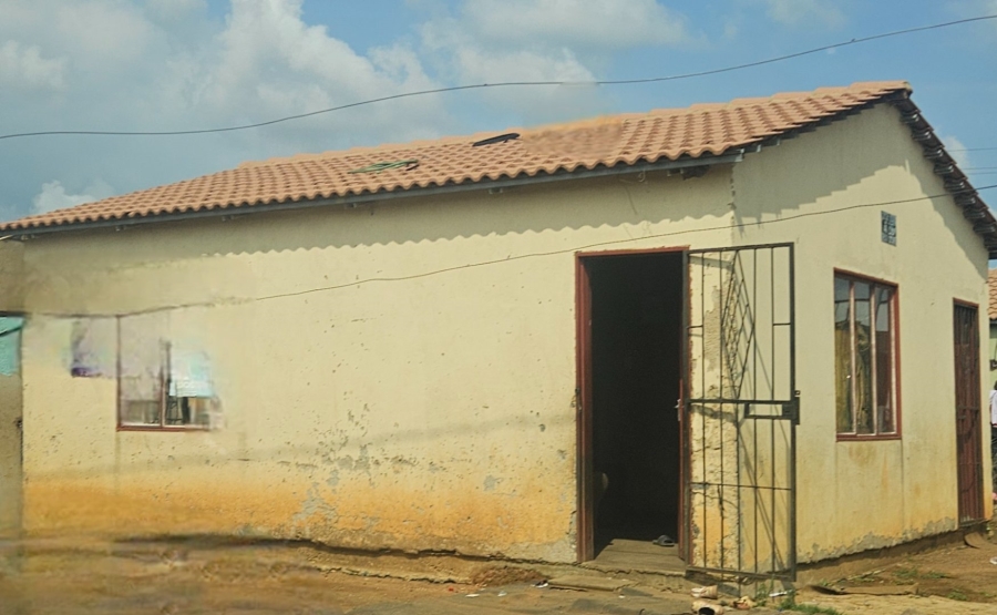 2 Bedroom Property for Sale in Chris Hani Gauteng