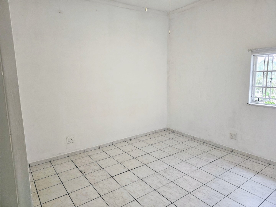 To Let 3 Bedroom Property for Rent in Blue Hills Gauteng