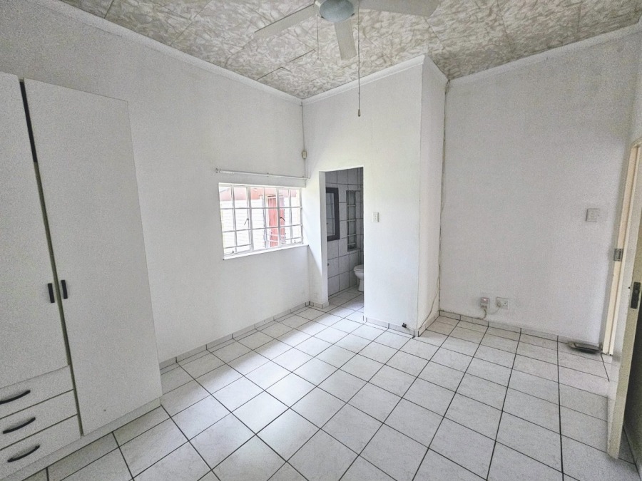 To Let 3 Bedroom Property for Rent in Blue Hills Gauteng
