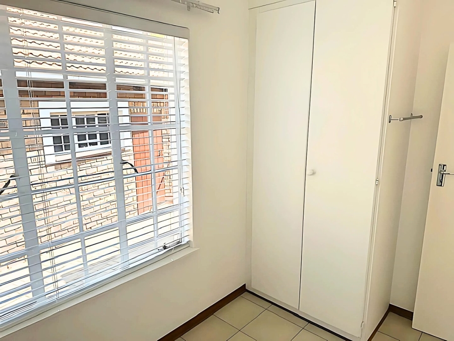 2 Bedroom Property for Sale in Wilro Park Gauteng