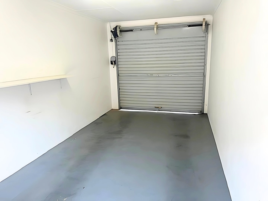 2 Bedroom Property for Sale in Wilro Park Gauteng