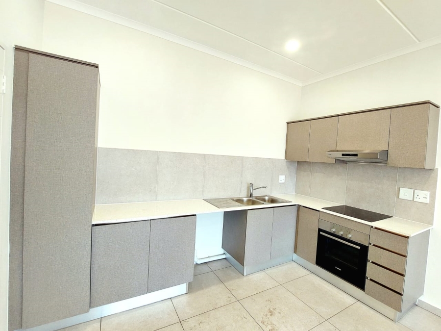 1 Bedroom Property for Sale in Greenstone Hill Gauteng