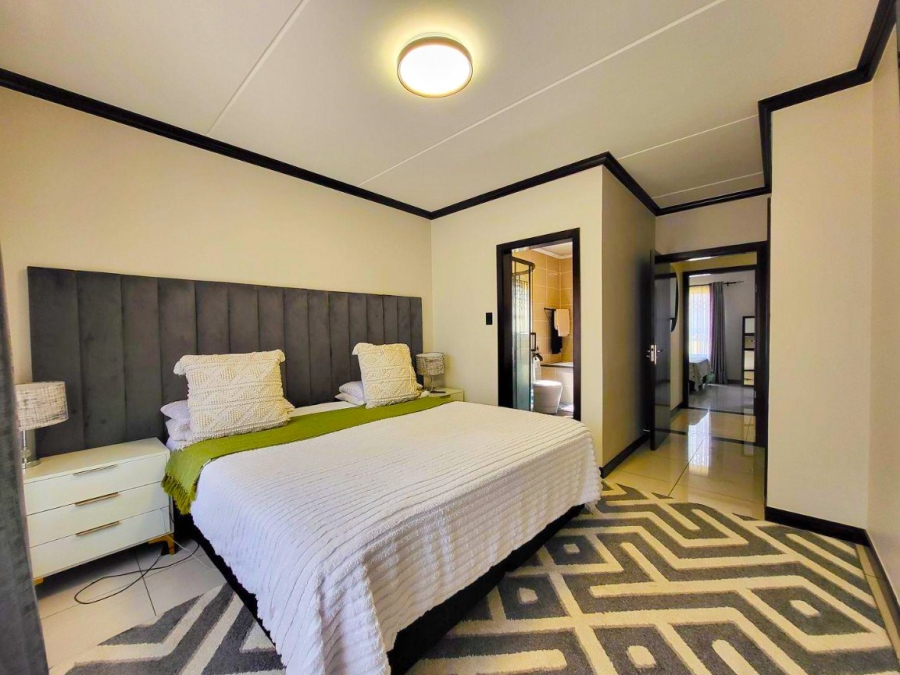 4 Bedroom Property for Sale in Carlswald Gauteng