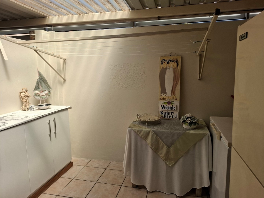 2 Bedroom Property for Sale in Montana Tuine Gauteng