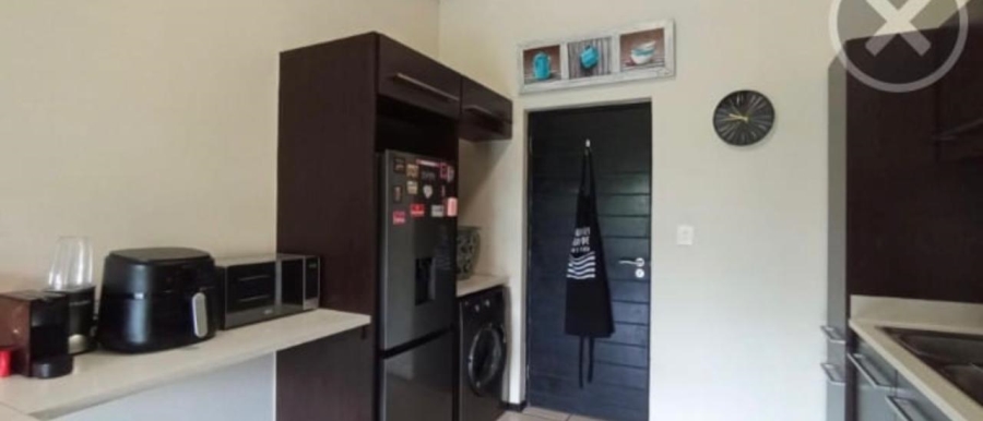  Bedroom Property for Sale in Greenstone Hill Gauteng