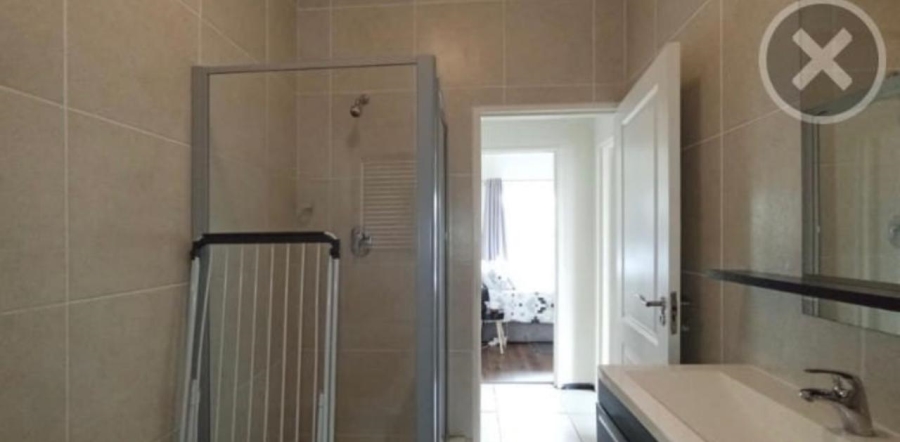  Bedroom Property for Sale in Greenstone Hill Gauteng