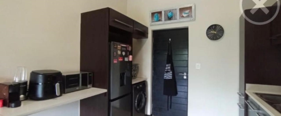  Bedroom Property for Sale in Greenstone Hill Gauteng