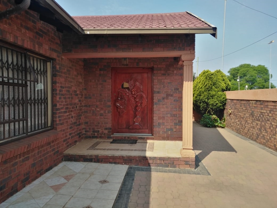 3 Bedroom Property for Sale in Kagiso Gauteng