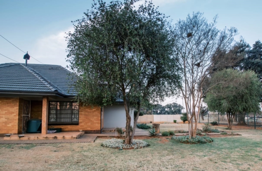 3 Bedroom Property for Sale in Duncanville Gauteng