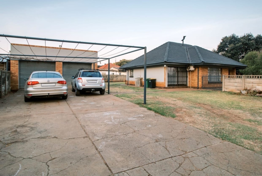 3 Bedroom Property for Sale in Duncanville Gauteng