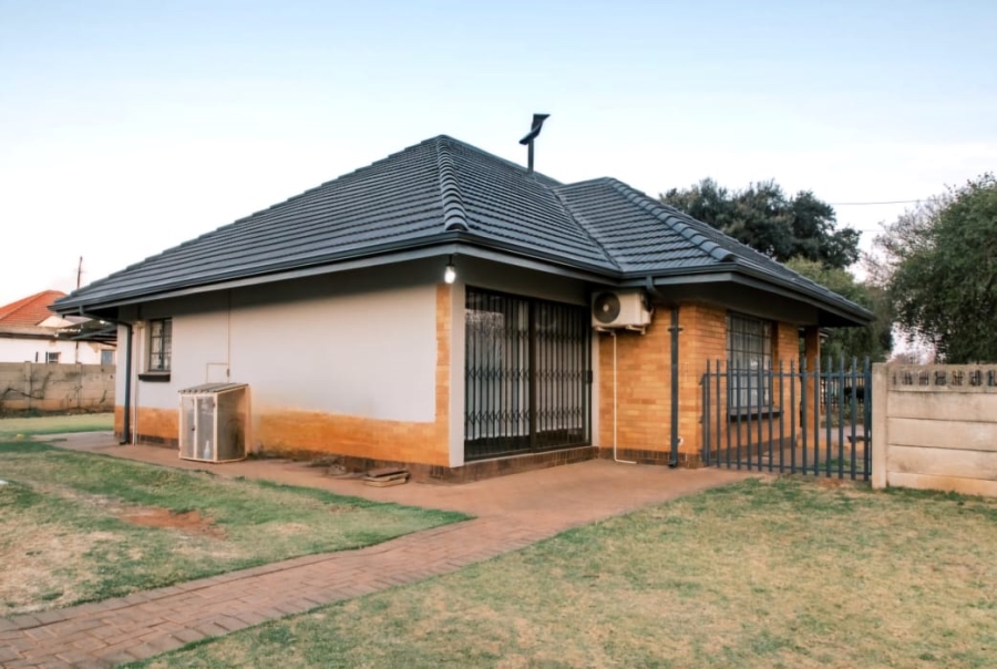 3 Bedroom Property for Sale in Duncanville Gauteng