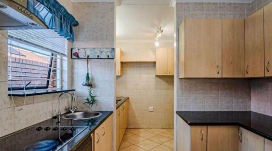  Bedroom Property for Sale in Menlyn Gauteng