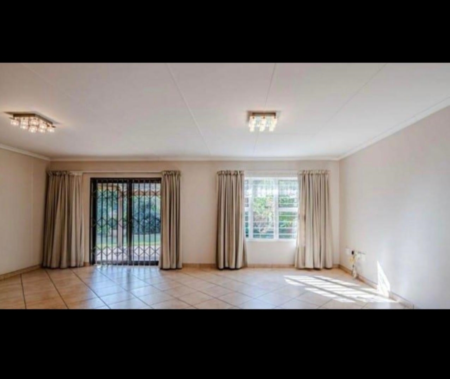  Bedroom Property for Sale in Menlyn Gauteng