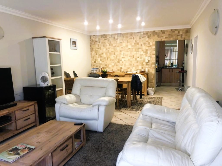 3 Bedroom Property for Sale in Three Rivers Gauteng