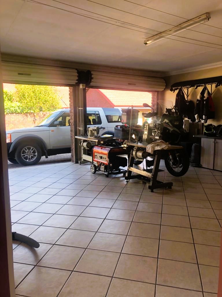 3 Bedroom Property for Sale in Three Rivers Gauteng