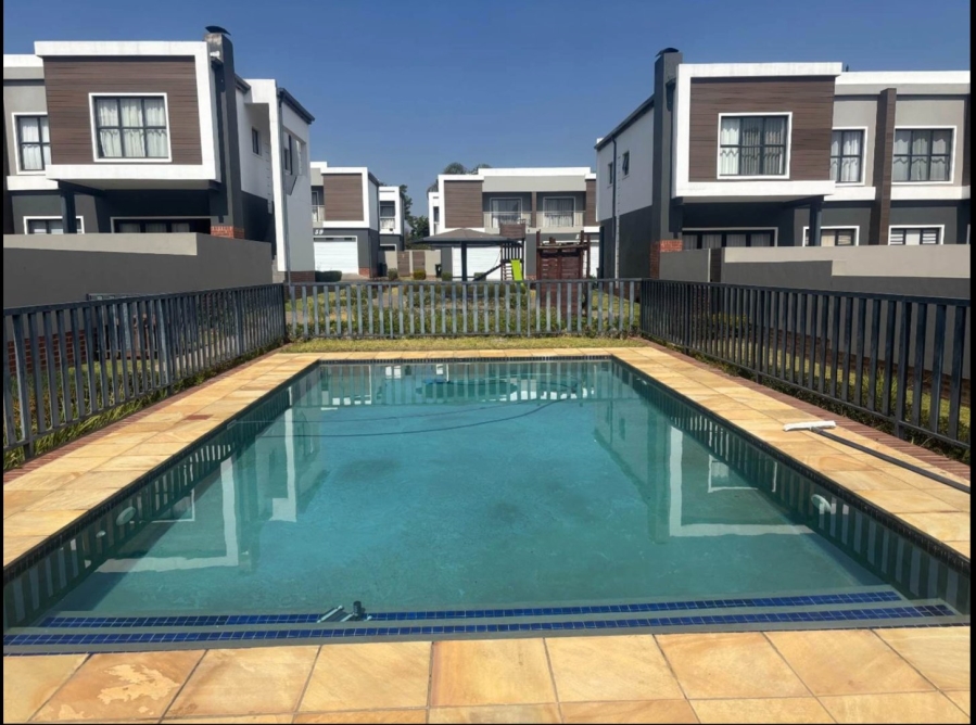 To Let 3 Bedroom Property for Rent in Sunninghill Gauteng