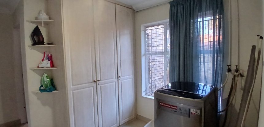 To Let 4 Bedroom Property for Rent in Heuweloord Gauteng