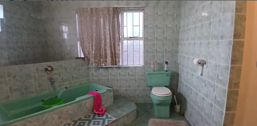 To Let 4 Bedroom Property for Rent in Heuweloord Gauteng