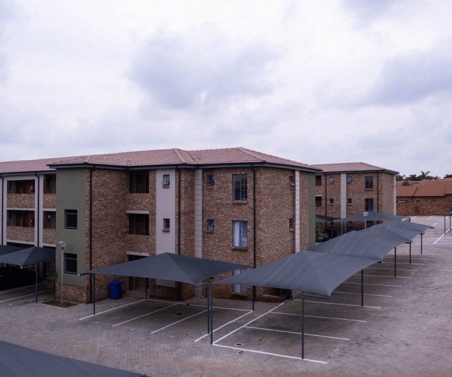 2 Bedroom Property for Sale in Rooihuiskraal North Gauteng