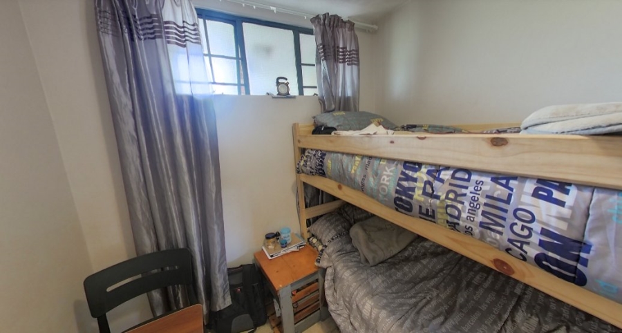 2 Bedroom Property for Sale in Rooihuiskraal North Gauteng