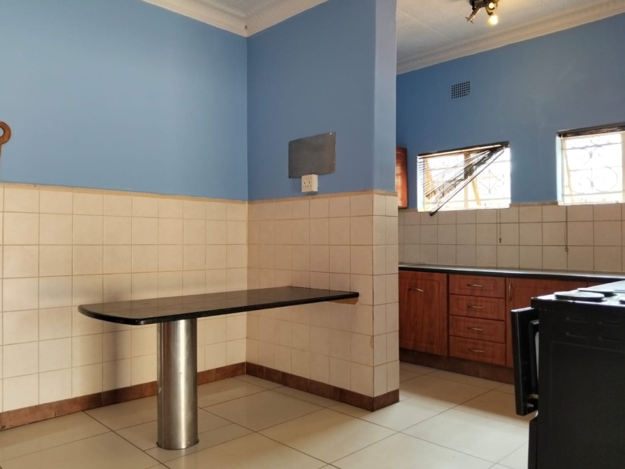 To Let 4 Bedroom Property for Rent in Lyttelton Manor Gauteng