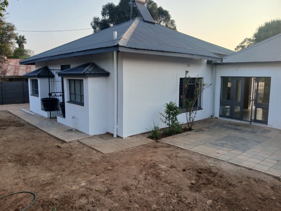  Bedroom Property for Sale in Gezina Gauteng