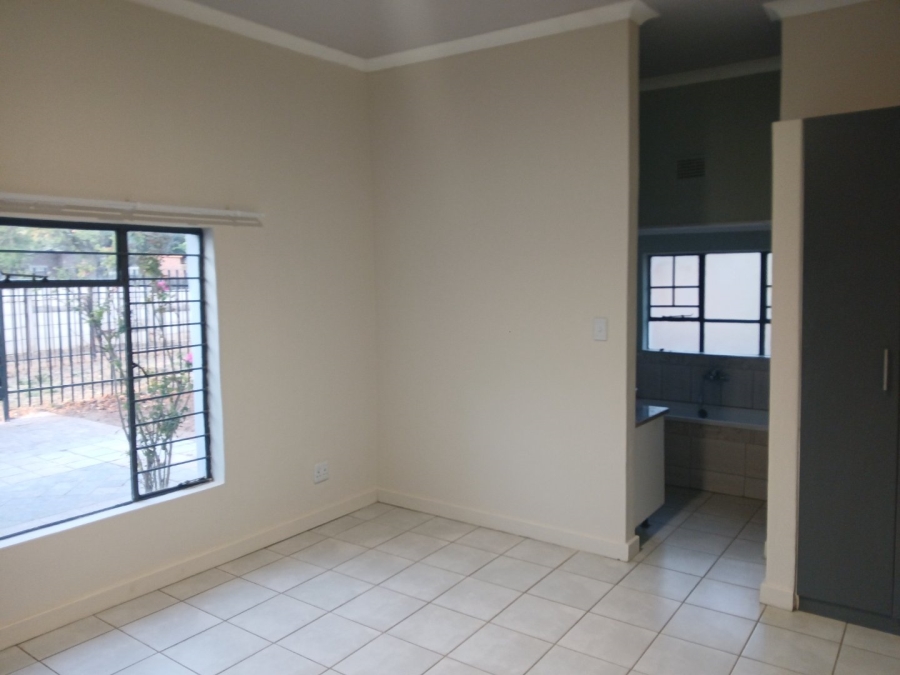  Bedroom Property for Sale in Gezina Gauteng